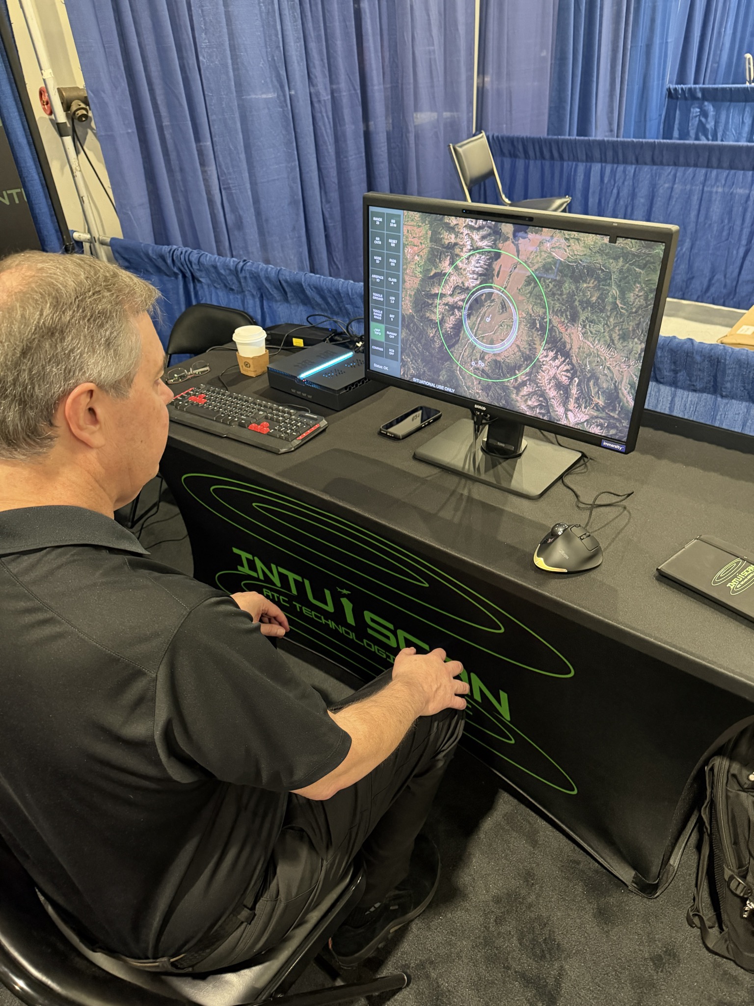 Air Traffic Control Software Demonstration on Autostereoscopic Display